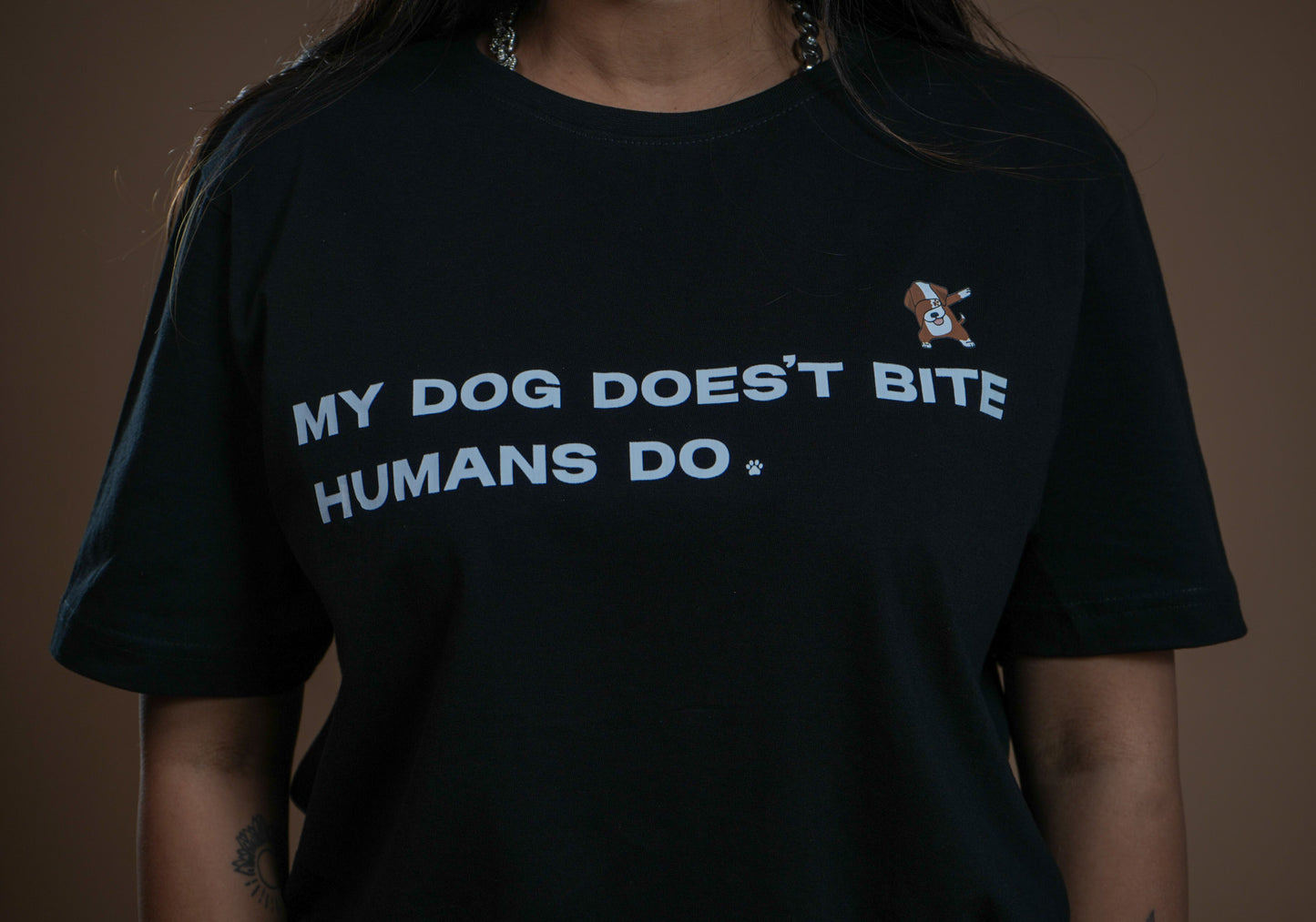 DOG WON'T BITE