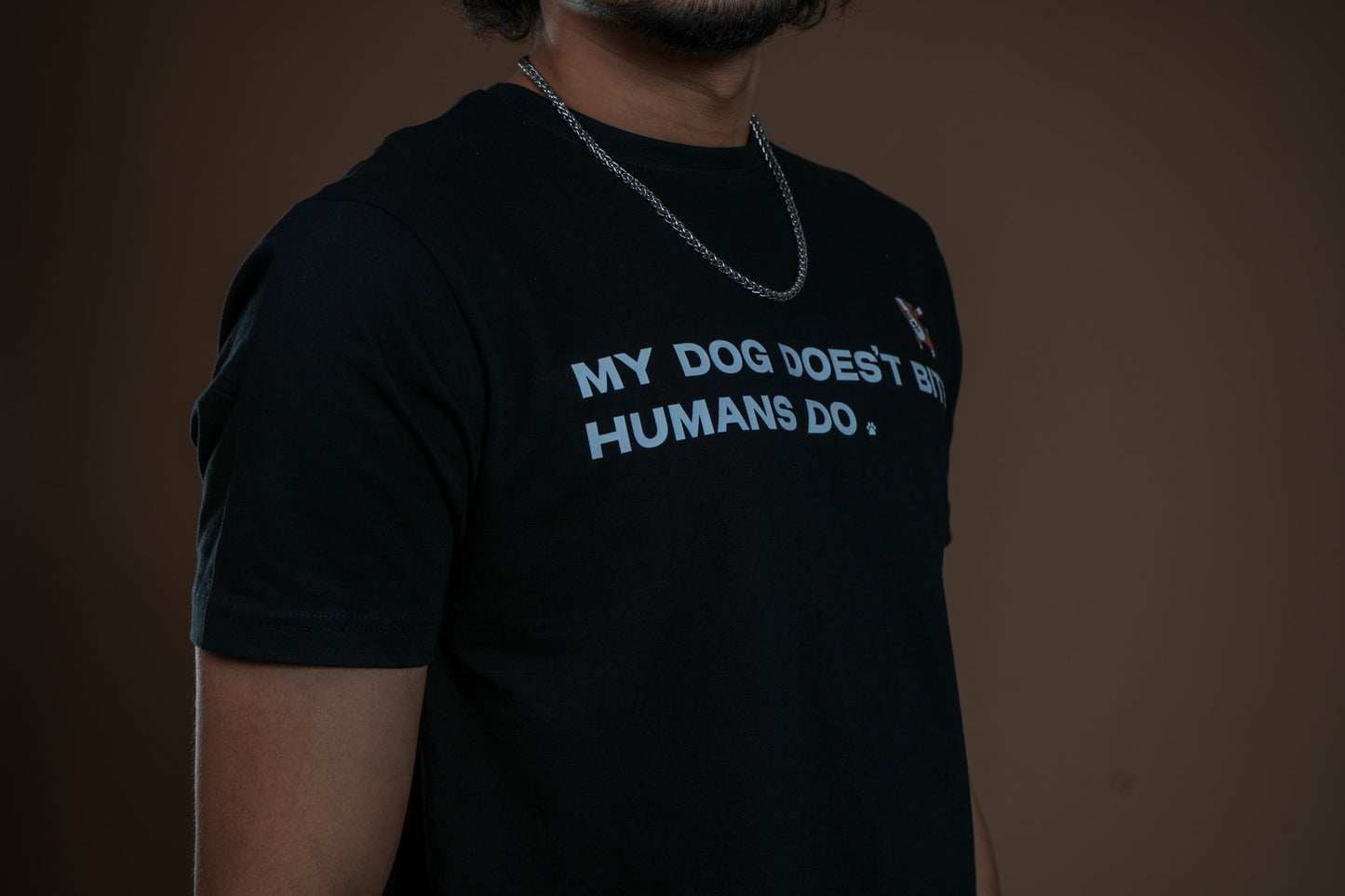 DOG WON'T BITE