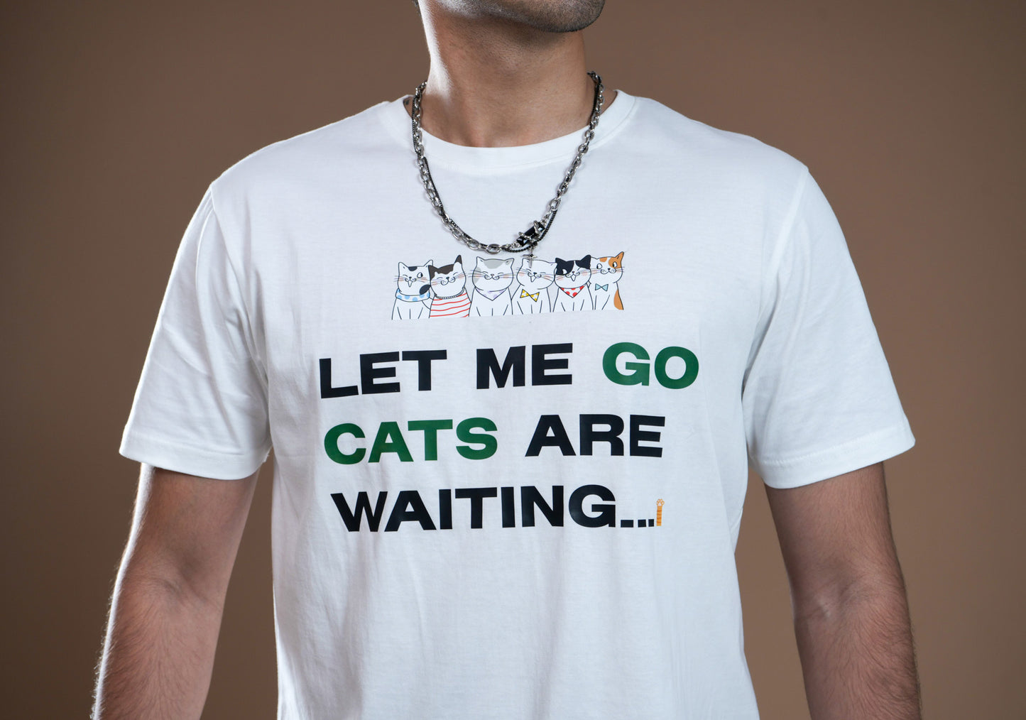 Waiting Cat (White)