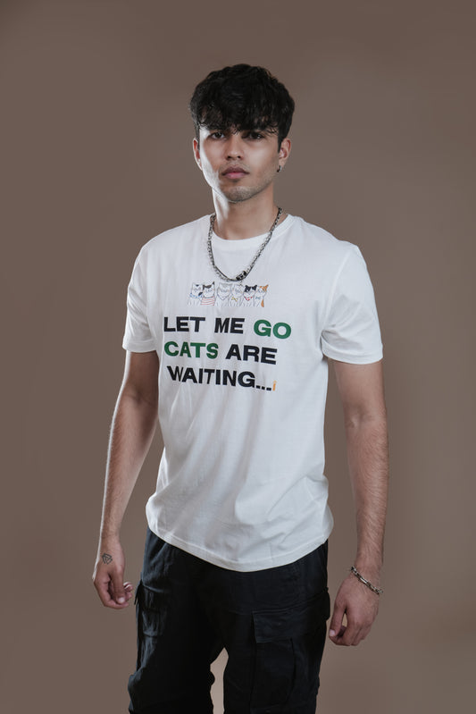 Waiting Cat (White)